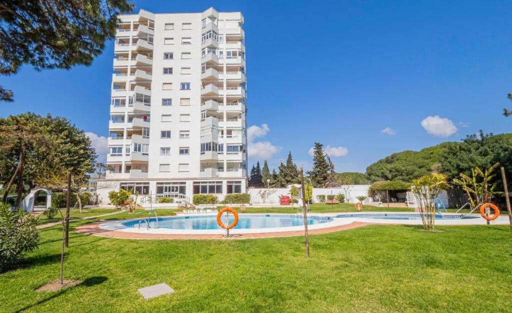 Apartment On Beach Mijas Sitio de Calahonda Extérieur photo