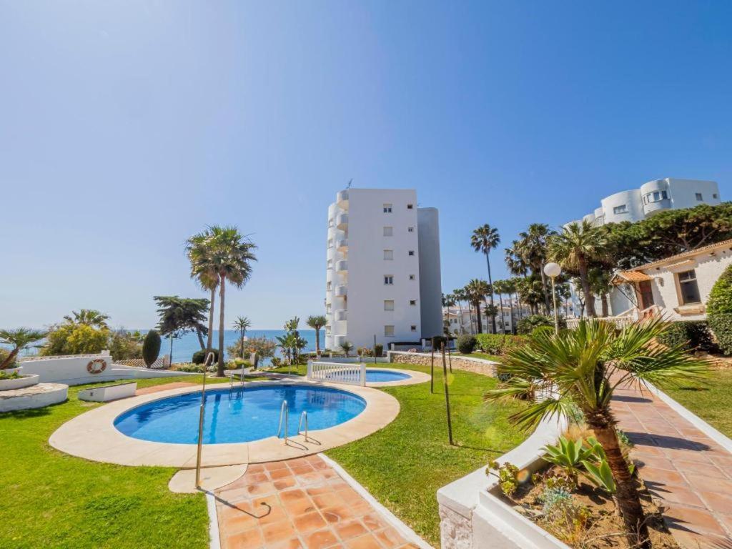 Apartment On Beach Mijas Sitio de Calahonda Extérieur photo